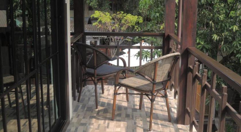 Aiims Tales Canal Boutique House Bangkok Exterior photo